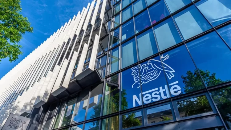 Nestlé thu hồi sữa bột phòng ngừa và quy định an toàn trong ngành thực phẩm