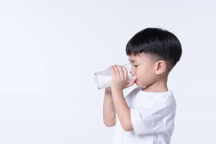 Review sữa NAN từ góc nhìn mẹ bỉm: Có thực sự mát và dễ tiêu như lời đồn? 3 Review sữa NAN từ góc nhìn mẹ bỉm: Có thực sự mát và dễ tiêu như lời đồn?