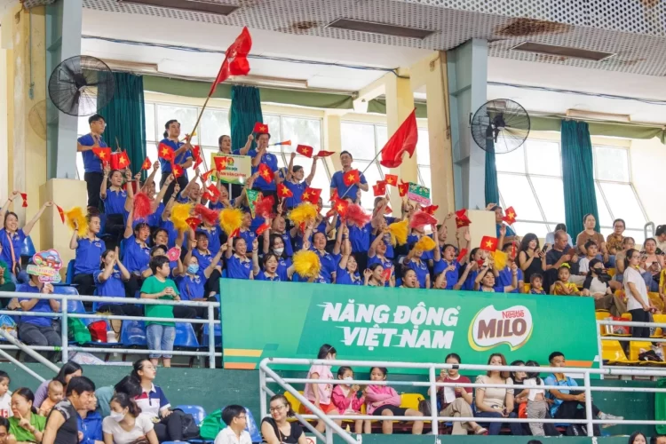 Nestlé cùng NBA hợp tác toàn cầu, tiếp lửa đam mê bóng rổ và lối sống năng động cho giới trẻ 3 Rèn luyện thể thao giúp trẻ phát triển thể chất và tinh thần đồng đội